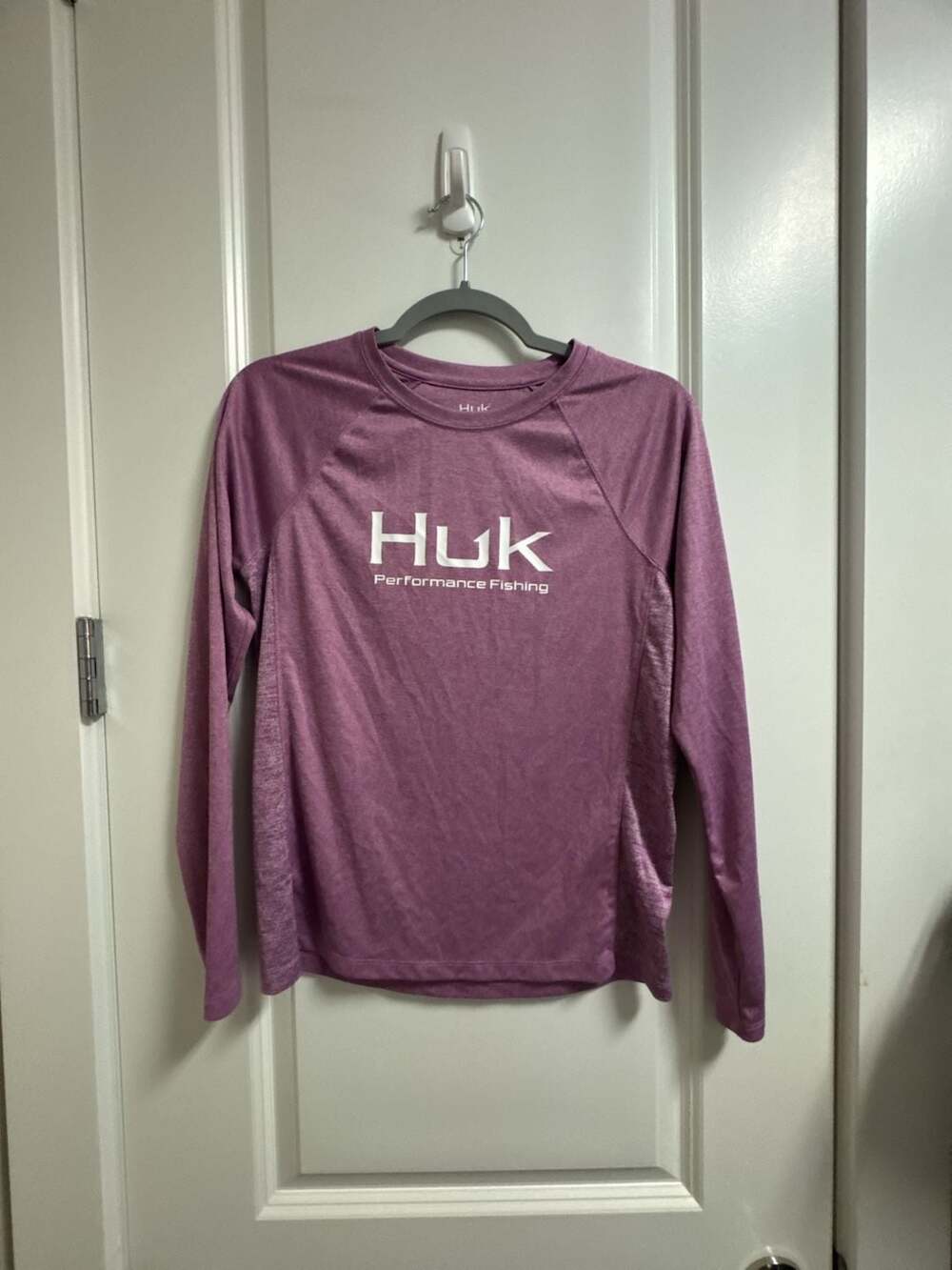 Huk womens Pursuit Performance Long Sleeve Fishing Shirt